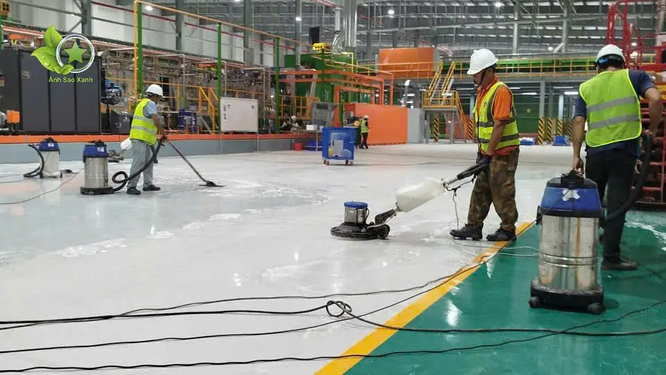 Dịch vụ vệ sinh nhà xưởng Nghệ An sau xây dựng do Ánh Sao Xanh thực hiện