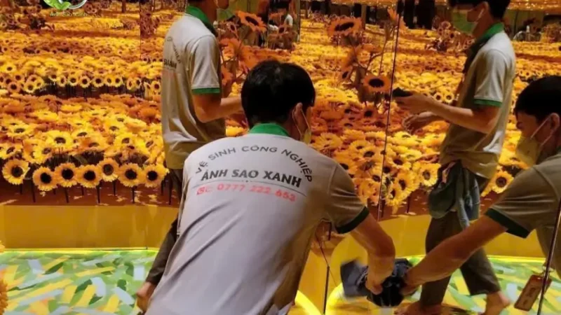 Vệ sinh công nghiệp Phường An Đông chuyên vệ sinh trung tâm thương mại, cửa hàng và công trình tại TPHCM.